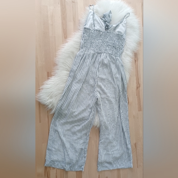 {Japna} Striped Cropped Jumpsuit - Picture 5 of 5